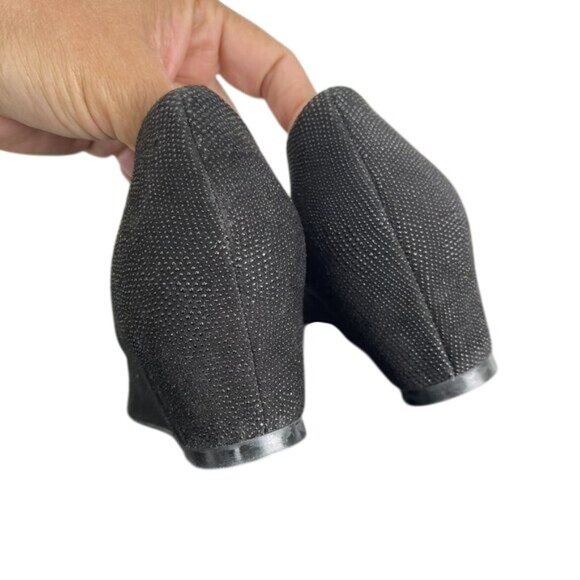 Stuart Weitzman Women Black textured Wedge Pumps Heels 6.5M Work Office Shoes - Picture 4 of 12